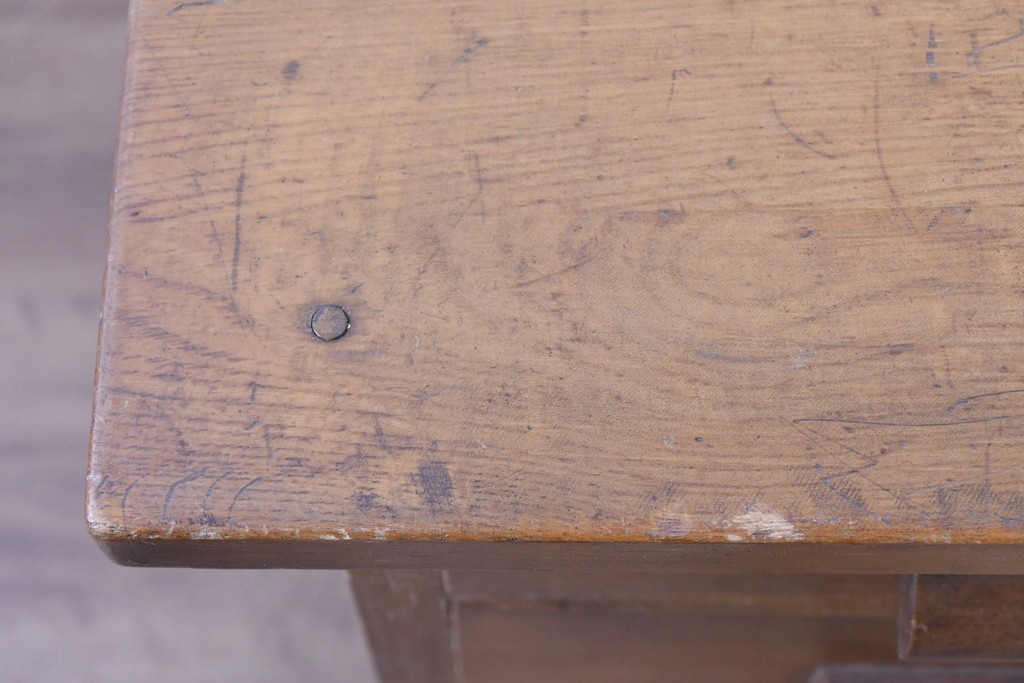 和製ヴィンテージ　栓材　素朴で落ち着いた風合いが魅力の袖机　(R-086237)