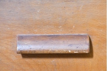 和製ヴィンテージ　栓材　素朴で落ち着いた風合いが魅力の袖机　(R-086237)