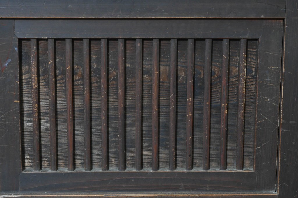 和製アンティーク　明治期　激レアデザイン　黒柿材の自然な模様がアクセントの水屋箪笥　(R-086238)