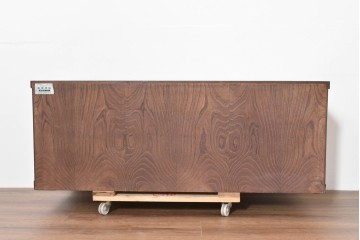 中古　美品　岩谷堂箪笥　重厚な金具と力強い木目が魅力のテレビボード　(R-086239)