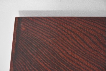 中古　美品　岩谷堂箪笥　重厚な金具と力強い木目が魅力のテレビボード　(R-086239)