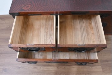 中古　美品　岩谷堂箪笥　重厚な金具と力強い木目が魅力のテレビボード　(R-086239)