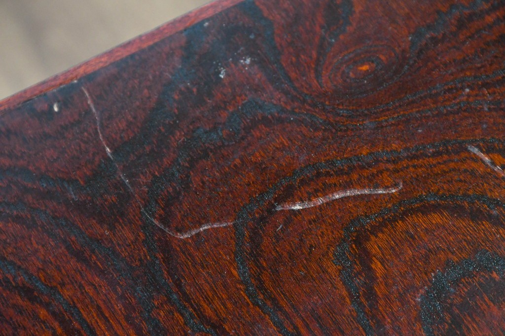 中古　美品　岩谷堂箪笥　重厚な金具と力強い木目が魅力のテレビボード　(R-086239)