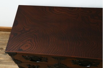 中古　美品　岩谷堂箪笥　重厚な金具と力強い木目が魅力のテレビボード　(R-086239)