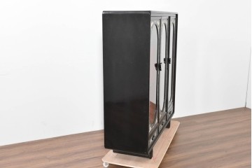 中古　韓国民芸家具　美品　高級品!!　幻想的な螺鈿細工が施された違い棚付きキャビネット　定価推定70～90万円　(R-086240)