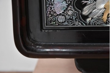 中古　韓国民芸家具　美品　高級品!!　幻想的な螺鈿細工が施された違い棚付きキャビネット　定価推定70～90万円　(R-086240)