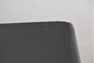 中古　韓国民芸家具　美品　高級品!!　幻想的な螺鈿細工が施されたガラス引き戸のキャビネット　定価推定70～90万円　(R-086241)