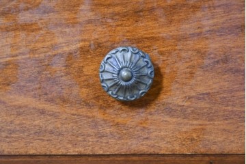 中古　美品　イタリア　マホガニー材　バール杢が美しいキャビネット　(R-086243)