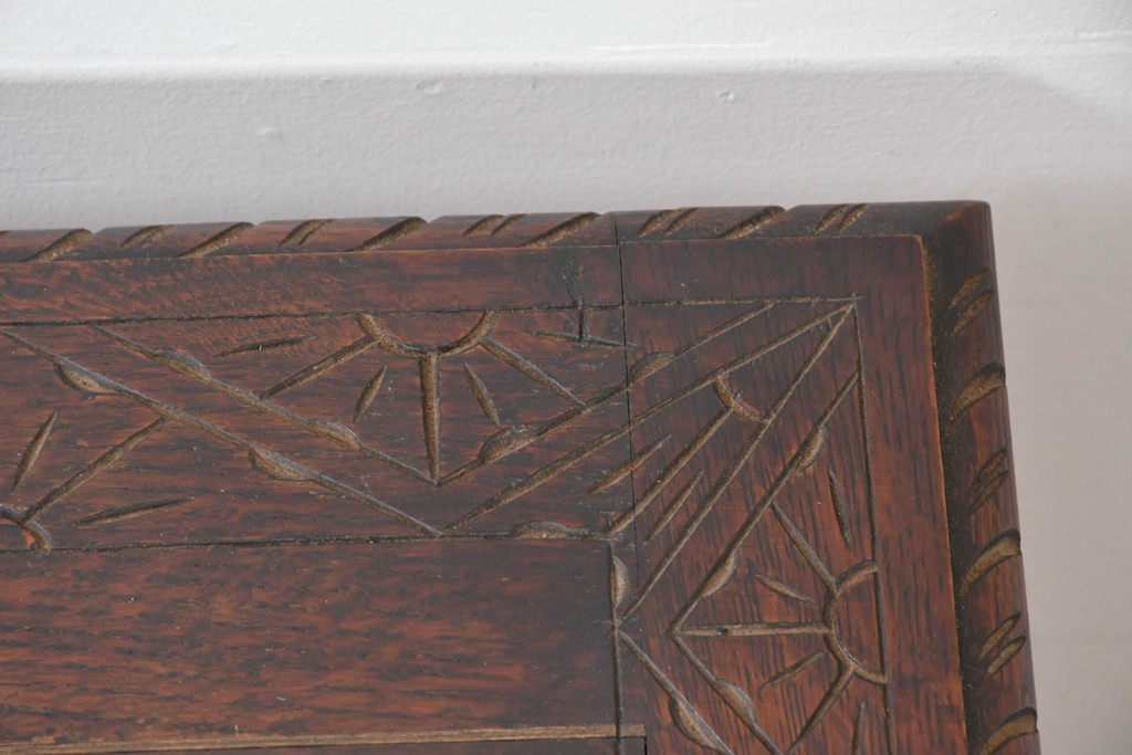 イギリスアンティーク　オーク材　ベンチ・収納・テーブルの多機能デザインが魅力のモンクスベンチ　(R-086245)