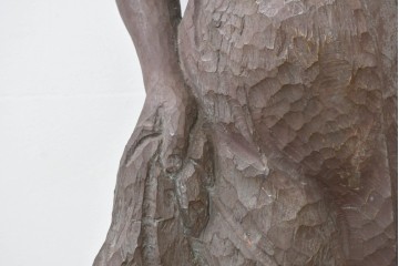 和製ヴィンテージ　昭和63年　彫刻家 中村博直作　柔らかな曲線で表現した木彫りの女性像　(R-086247)