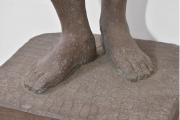 和製ヴィンテージ　昭和63年　彫刻家 中村博直作　柔らかな曲線で表現した木彫りの女性像　(R-086247)