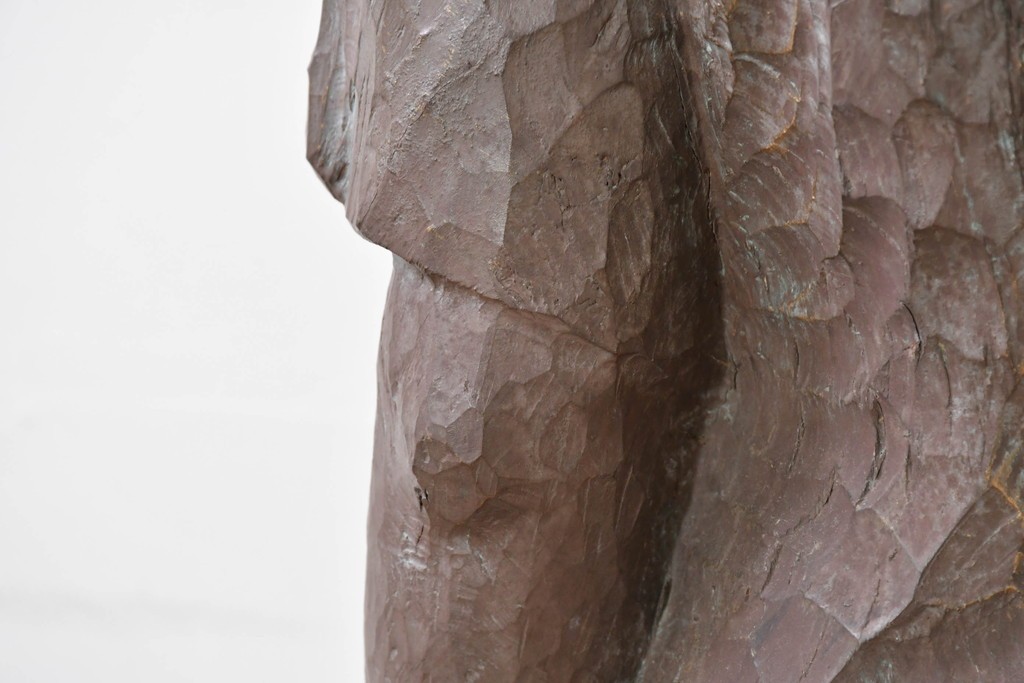 和製ヴィンテージ　昭和63年　彫刻家 中村博直作　柔らかな曲線で表現した木彫りの女性像　(R-086247)