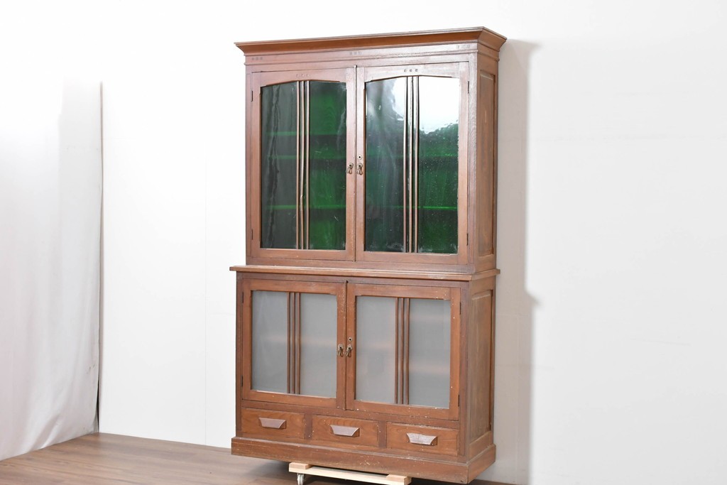 和製アンティーク　栓材　大正ロマン薫る色ガラス入りのキャビネット　(R-086248)