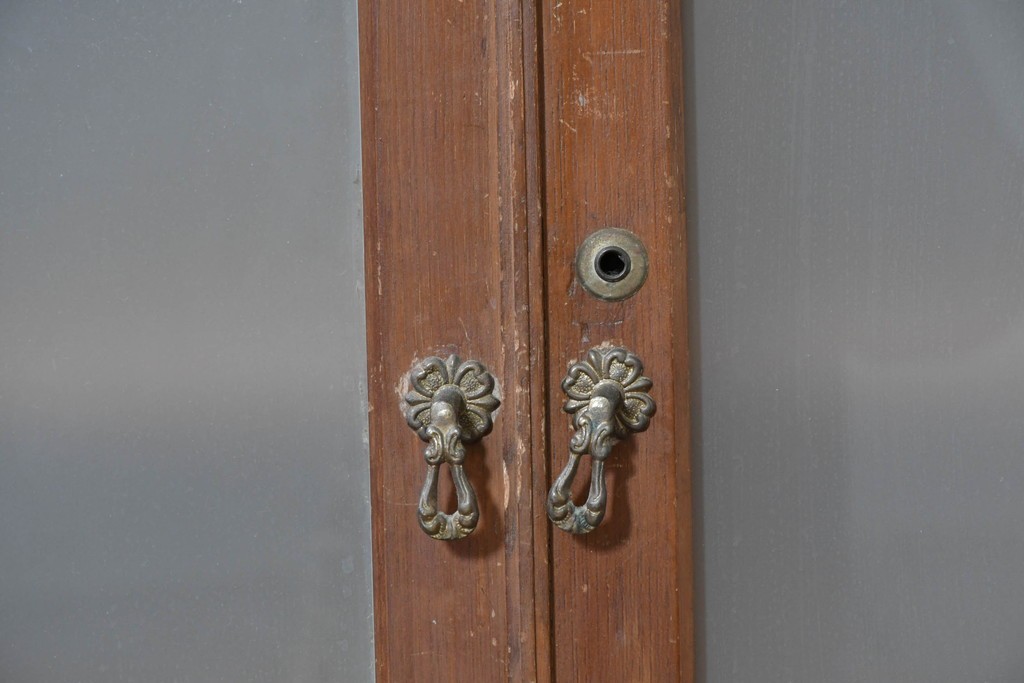 和製アンティーク　栓材　大正ロマン薫る色ガラス入りのキャビネット　(R-086248)