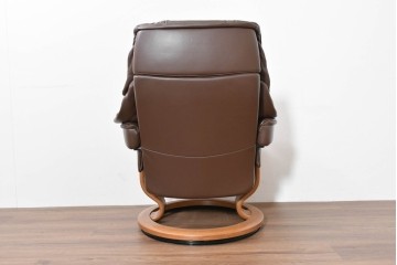 中古　美品　EKORNES(エコーネス)　本革　ストレスレス レノ クラシック(S)　包み込むような座り心地のリクライニングチェアとオットマンのセット　定価約45万円　(R-086249)