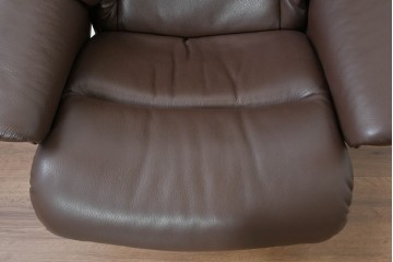 中古　美品　EKORNES(エコーネス)　本革　ストレスレス レノ クラシック(S)　包み込むような座り心地のリクライニングチェアとオットマンのセット　定価約45万円　(R-086249)
