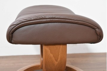 中古　美品　EKORNES(エコーネス)　本革　ストレスレス レノ クラシック(S)　包み込むような座り心地のリクライニングチェアとオットマンのセット　定価約45万円　(R-086249)