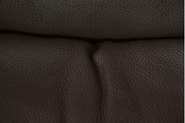 中古　美品　EKORNES(エコーネス)　本革　ストレスレス レノ クラシック(S)　包み込むような座り心地のリクライニングチェアとオットマンのセット　定価約45万円　(R-086249)