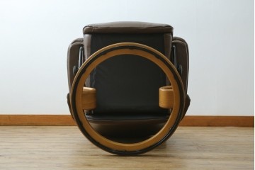 中古　美品　EKORNES(エコーネス)　本革　ストレスレス レノ クラシック(S)　包み込むような座り心地のリクライニングチェアとオットマンのセット　定価約45万円　(R-086249)
