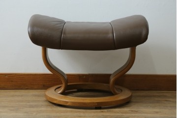 中古　美品　EKORNES(エコーネス)　本革　ストレスレス レノ クラシック(S)　包み込むような座り心地のリクライニングチェアとオットマンのセット　定価約45万円　(R-086249)