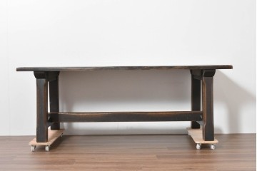 中古　飛騨産業　キツツキ　PROVINCIAL(プロヴィンシャル)　堅牢で存在感のあるタバーンテーブル　(R-086257)