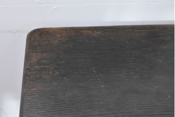 中古　飛騨産業　キツツキ　PROVINCIAL(プロヴィンシャル)　堅牢で存在感のあるタバーンテーブル　(R-086257)