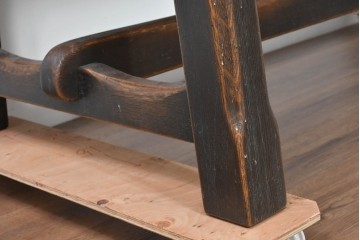 中古　飛騨産業　キツツキ　PROVINCIAL(プロヴィンシャル)　堅牢で存在感のあるタバーンテーブル　(R-086257)