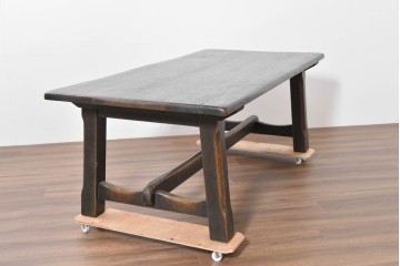 中古　飛騨産業　キツツキ　PROVINCIAL(プロヴィンシャル)　堅牢で存在感のあるタバーンテーブル　(R-086257)