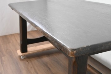 中古　飛騨産業　キツツキ　PROVINCIAL(プロヴィンシャル)　堅牢で存在感のあるタバーンテーブル　(R-086257)