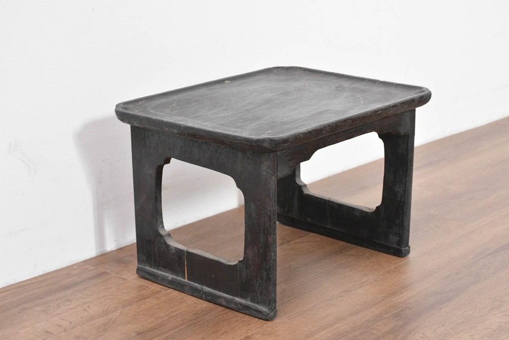 アジアンアンティーク　李朝小盤　入隅の意匠が味わい深い海州盤　(R-086259)