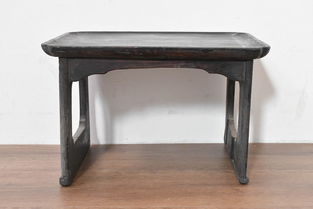 アジアンアンティーク　李朝小盤　入隅の意匠が味わい深い海州盤　(R-086259)