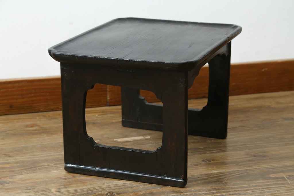 アジアンアンティーク　李朝小盤　入隅の意匠が味わい深い海州盤　(R-086259)