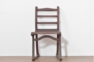 韓国アンティーク　時代物　李朝民芸家具　曲線デザインの素朴なアームレスチェア　(R-086261)