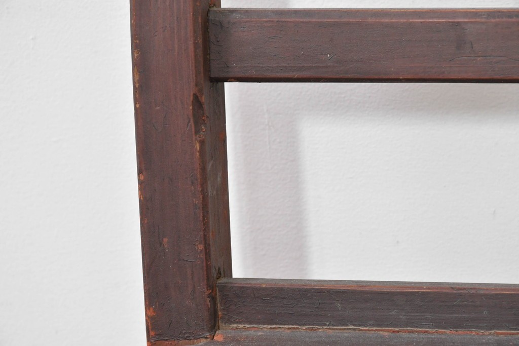 韓国アンティーク　時代物　李朝民芸家具　曲線デザインの素朴なアームレスチェア　(R-086261)