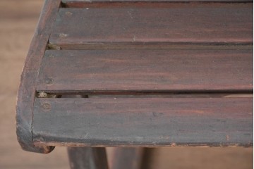 韓国アンティーク　時代物　李朝民芸家具　曲線デザインの素朴なアームレスチェア　(R-086261)