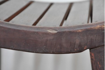 韓国アンティーク　時代物　李朝民芸家具　曲線デザインの素朴なアームレスチェア　(R-086261)