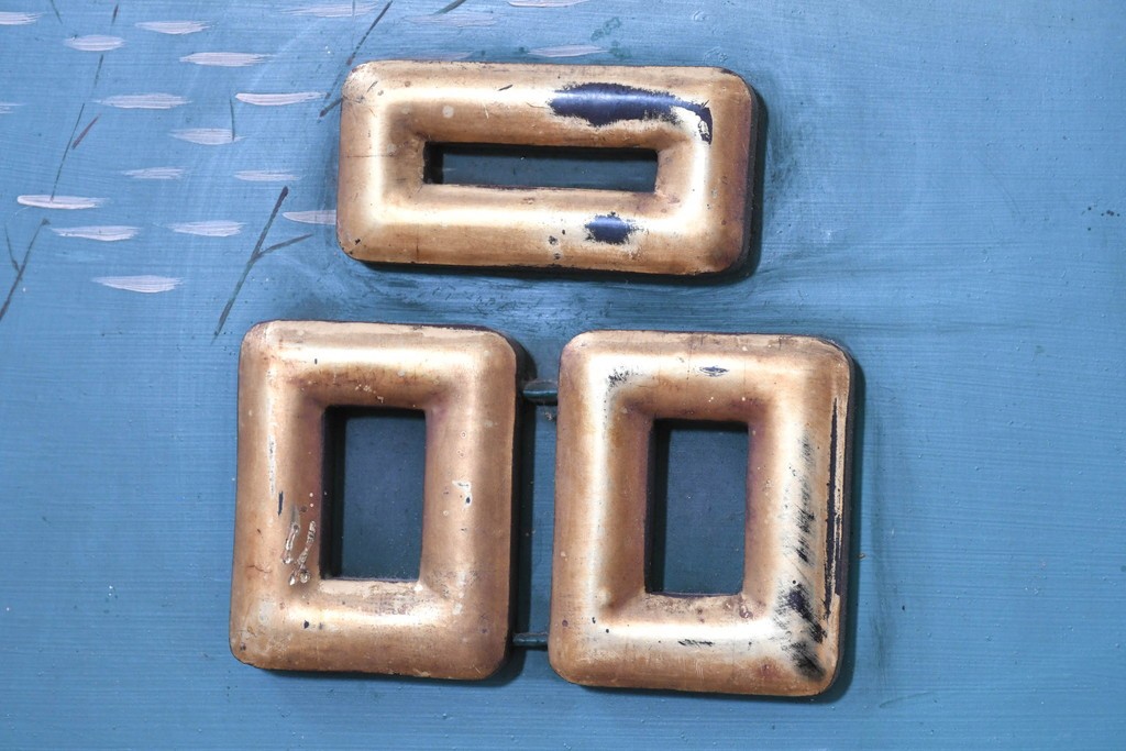 和製アンティーク　当時物　伊東胡蝶園「御園化粧品」　戦前の商店の木製看板　(R-086269)