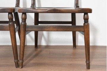 中古　美品　柏木工(KASHIWA)　WILDERNESS(ウィルダネス)　レトロカントリーな素朴さが魅力のダイニングチェア2脚セット　(R-086281)