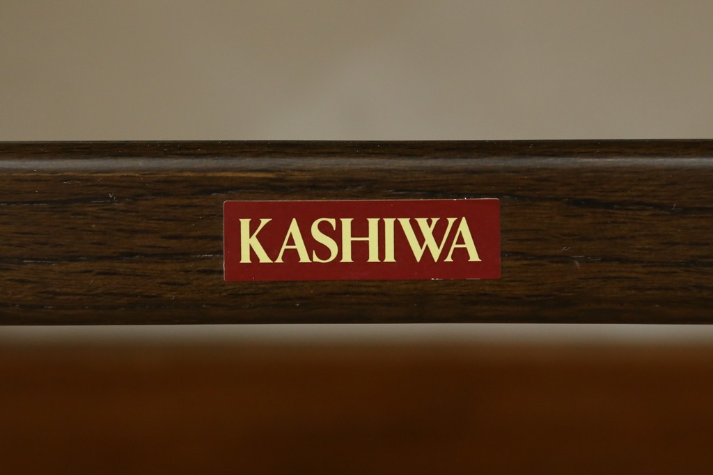 中古　美品　柏木工(KASHIWA)　WILDERNESS(ウィルダネス)　レトロカントリーな素朴さが魅力のダイニングチェア2脚セット　(R-086281)