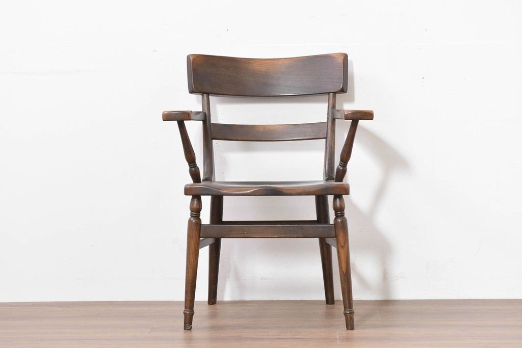 中古　美品　柏木工(KASHIWA)　WILDERNESS(ウィルダネス)　レトロカントリーな素朴さが魅力のアームチェア　(R-086283)