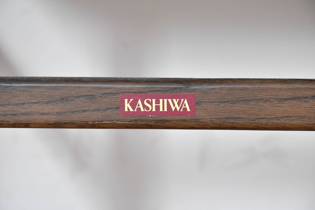 中古　美品　柏木工(KASHIWA)　WILDERNESS(ウィルダネス)　レトロカントリーな素朴さが魅力のアームチェア　(R-086283)