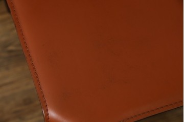 中古　Cassina(カッシーナ)　412 CAB(キャブ)　MARIO BELLINI(マリオ・ベリーニ)　端正なフォルムが魅力のアームレスチェア　現行定価約30万円相当　(R-086286)