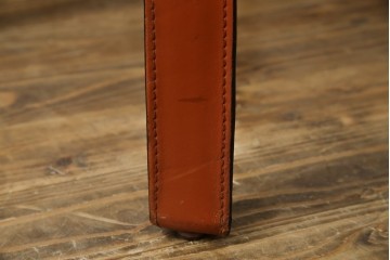 中古　Cassina(カッシーナ)　412 CAB(キャブ)　MARIO BELLINI(マリオ・ベリーニ)　端正なフォルムが魅力のアームレスチェア　現行定価約30万円相当　(R-086286)