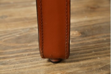 中古　Cassina(カッシーナ)　412 CAB(キャブ)　MARIO BELLINI(マリオ・ベリーニ)　端正なフォルムが魅力のアームレスチェア　現行定価約30万円相当　(R-086286)