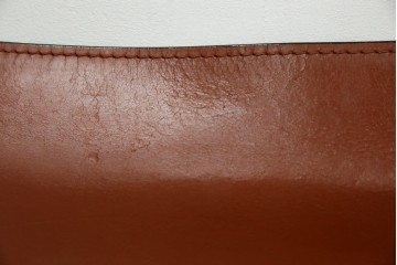 中古　Cassina(カッシーナ)　412 CAB(キャブ)　MARIO BELLINI(マリオ・ベリーニ)　端正なフォルムが魅力のアームレスチェア　現行定価約30万円相当　(R-086286)