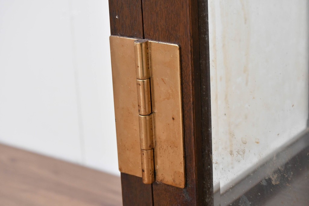 《台輪取り付け加工費込み》　中古　美品　カリモク家具(karimoku)　domani(ドマーニ)　Morganton(モーガントン)　ヒッコリーブラウンの照明付きガラスキャビネット　(R-086287)