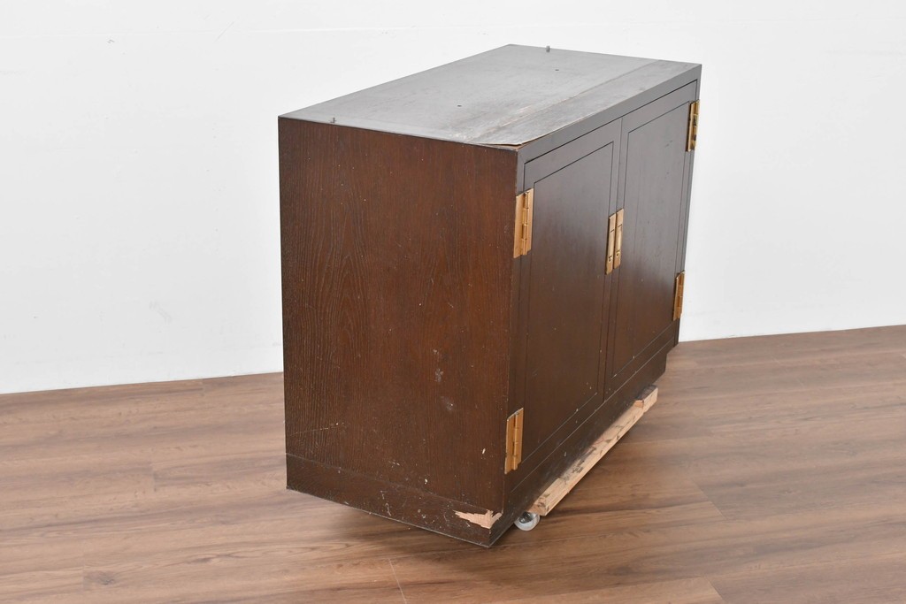 中古　美品　カリモク家具(karimoku)　domani(ドマーニ)　Morganton(モーガントン)　ヒッコリーブラウンにゴールドの金具が映えるキャビネット　(R-086288)