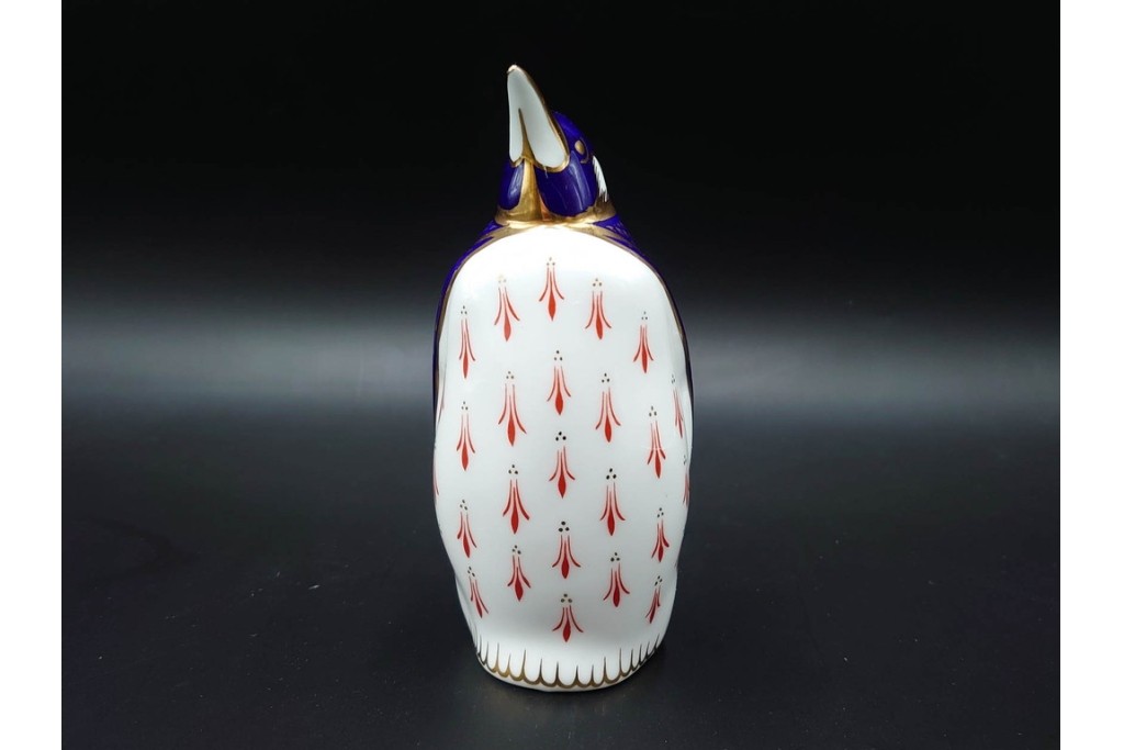 イギリス　ROYAL CROWN DERBY(ロイヤルクラウンダービー)　絶妙な色の濃淡が美しいペンギンと羊のペーパーウェイト2点セット　 (R-086289)