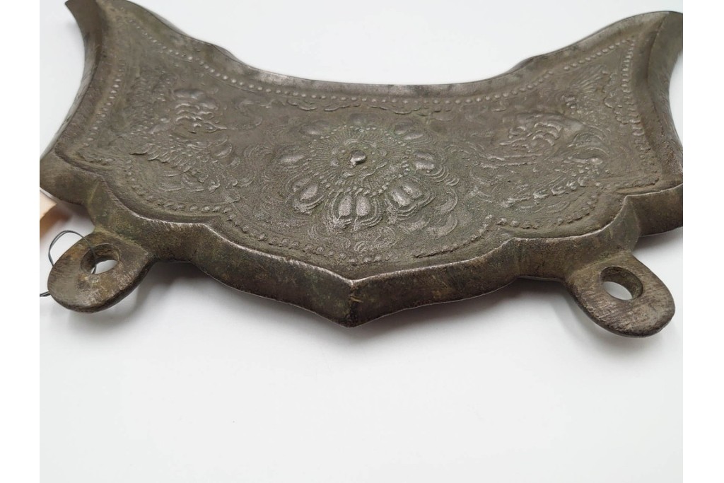 彦根 蓮成寺　井伊直弼の家臣(中村仁平・北川善八・前田藤七)奉納　鳳凰図が見事な磬　(R-086290)　