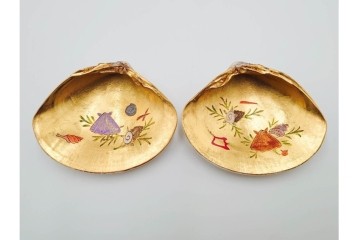 千家十職　塗師 中村宗哲　海松貝絵が美しい蒔絵の蛤香合　共箱付き　(R-086292)